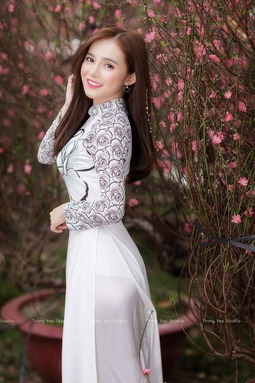 球队主帅与俱乐部高层战术合作决策机制探析，球队主帅是教练吗